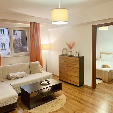 Piata Ovidiu 14 Lowcost Constanta Ngoại thất bức ảnh